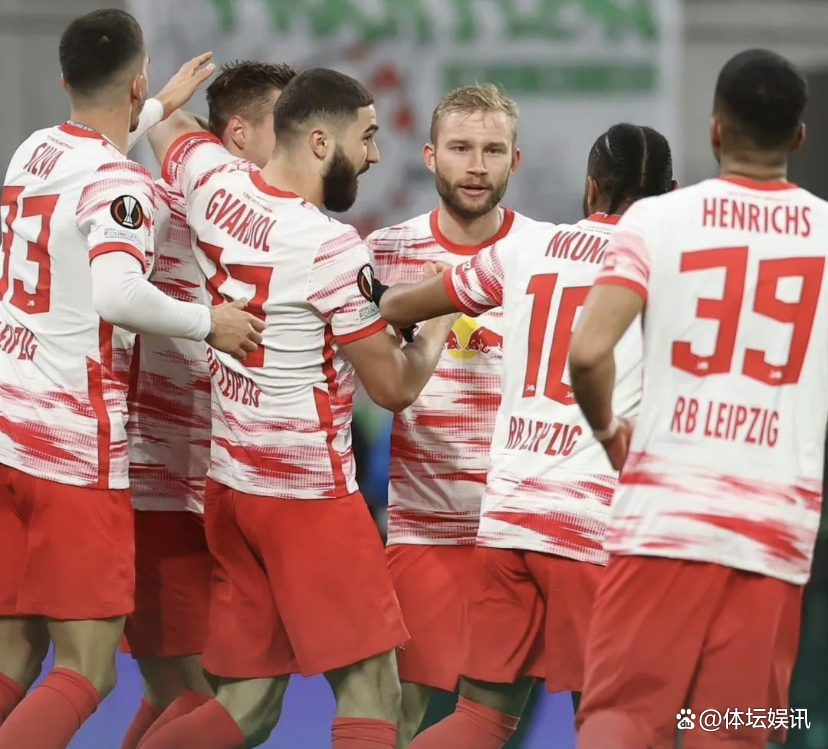 窗口期德国杯焦点战；武汉三镇门线救险；底气十足；控场能力受关注 