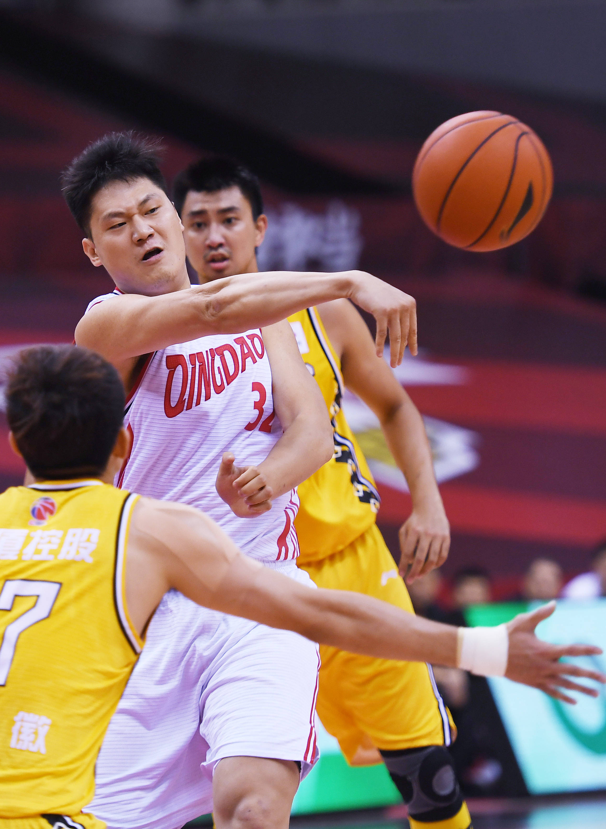 足总杯加时末段再迎强敌，辽宁本钢豪取连胜，主帅态度——气氛紧张，球队文化再被提及的简单介绍